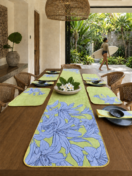 Lilly Table Set