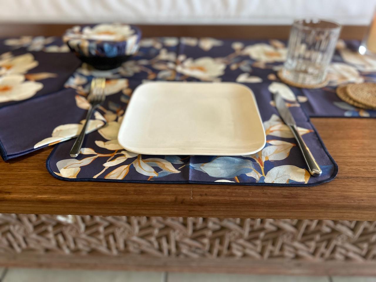 Sweet Magnolia Runner